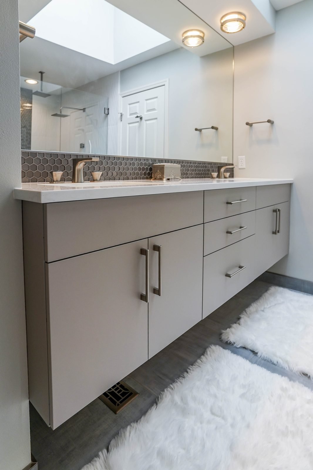 Bathroom Suite - Primary and Two Baths &mdash; photo 11