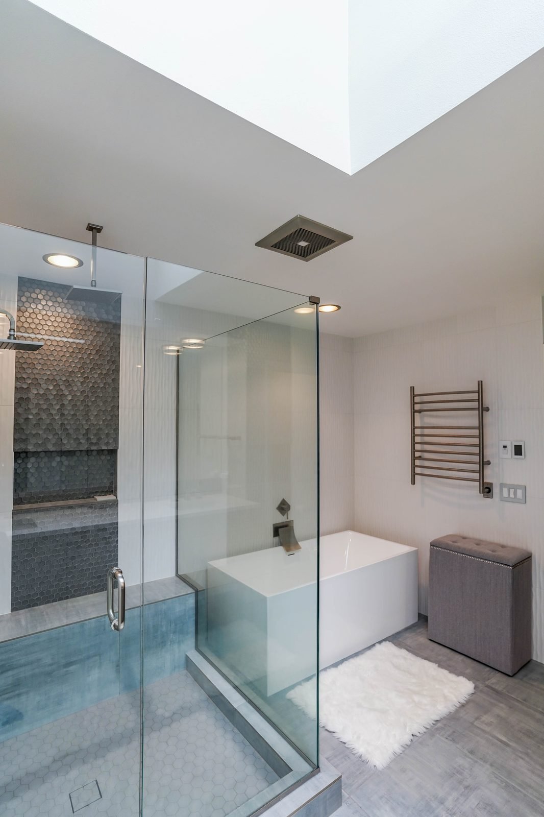 Bathroom Suite - Primary and Two Baths &mdash; photo 12