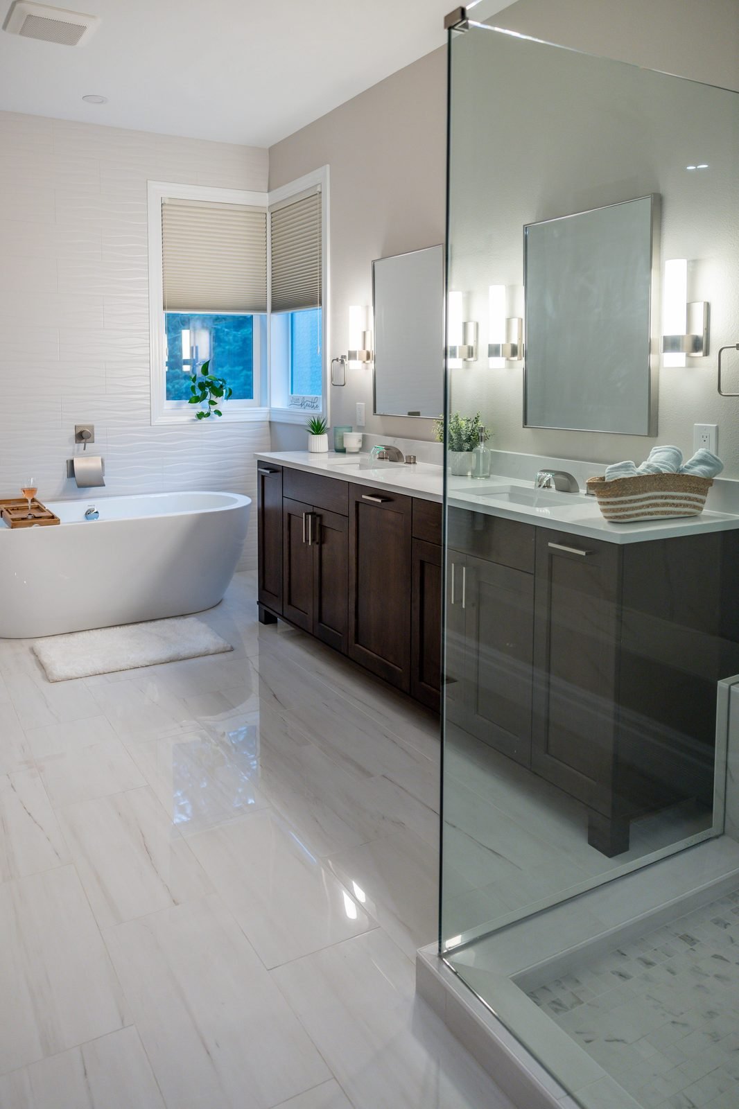 Primary Bath - Marble and Glass &mdash; photo 9
