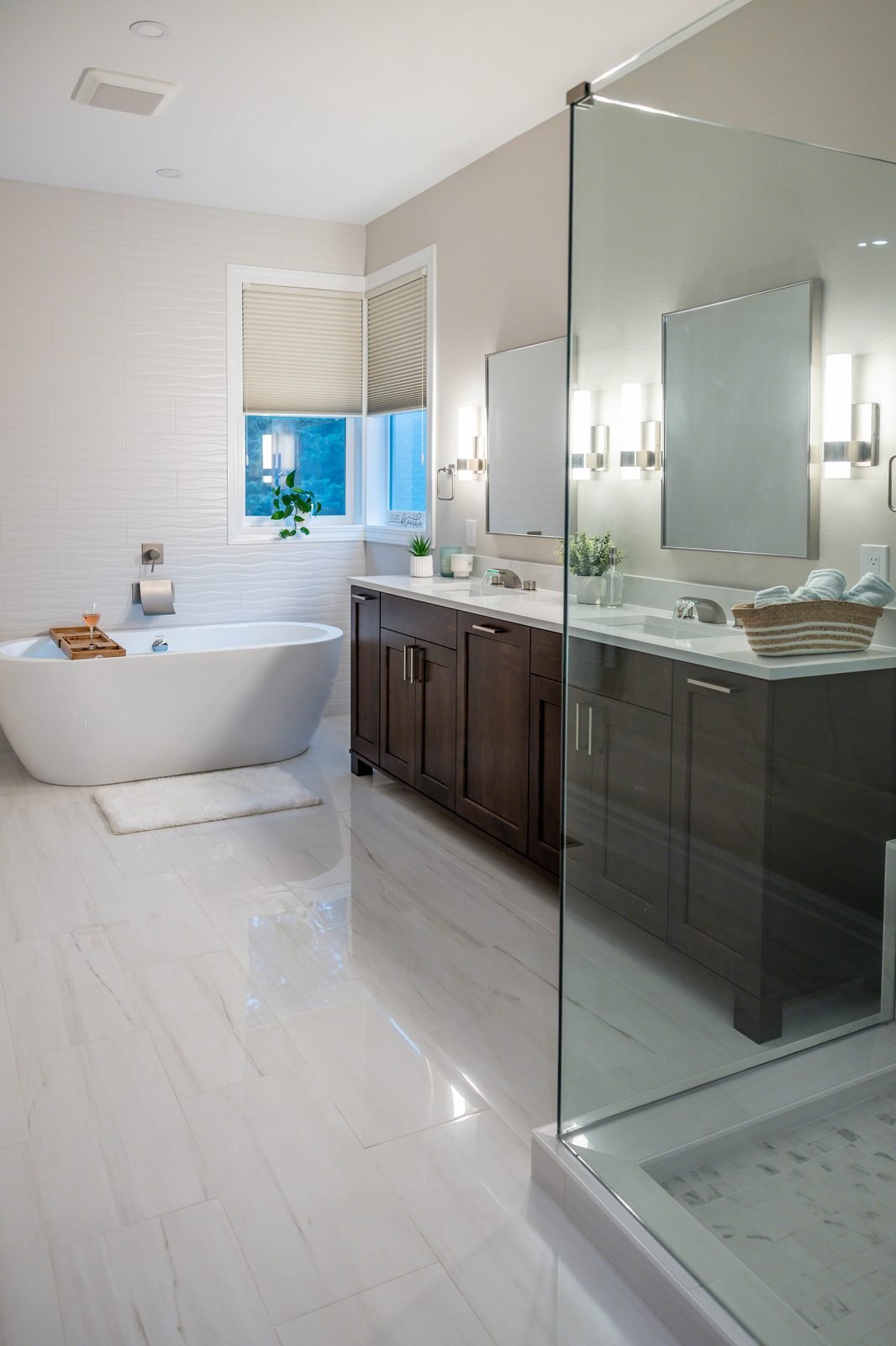 Primary Bath - Marble and Glass &mdash; photo 10