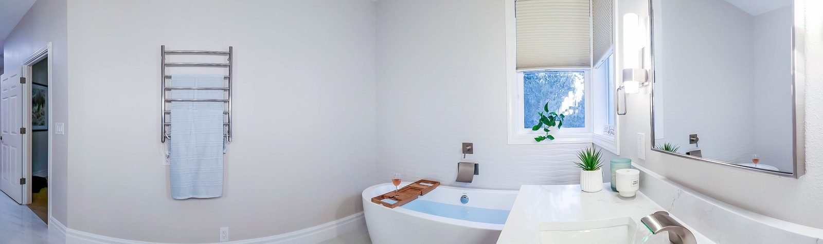 Primary Bath - Marble and Glass &mdash; photo 4
